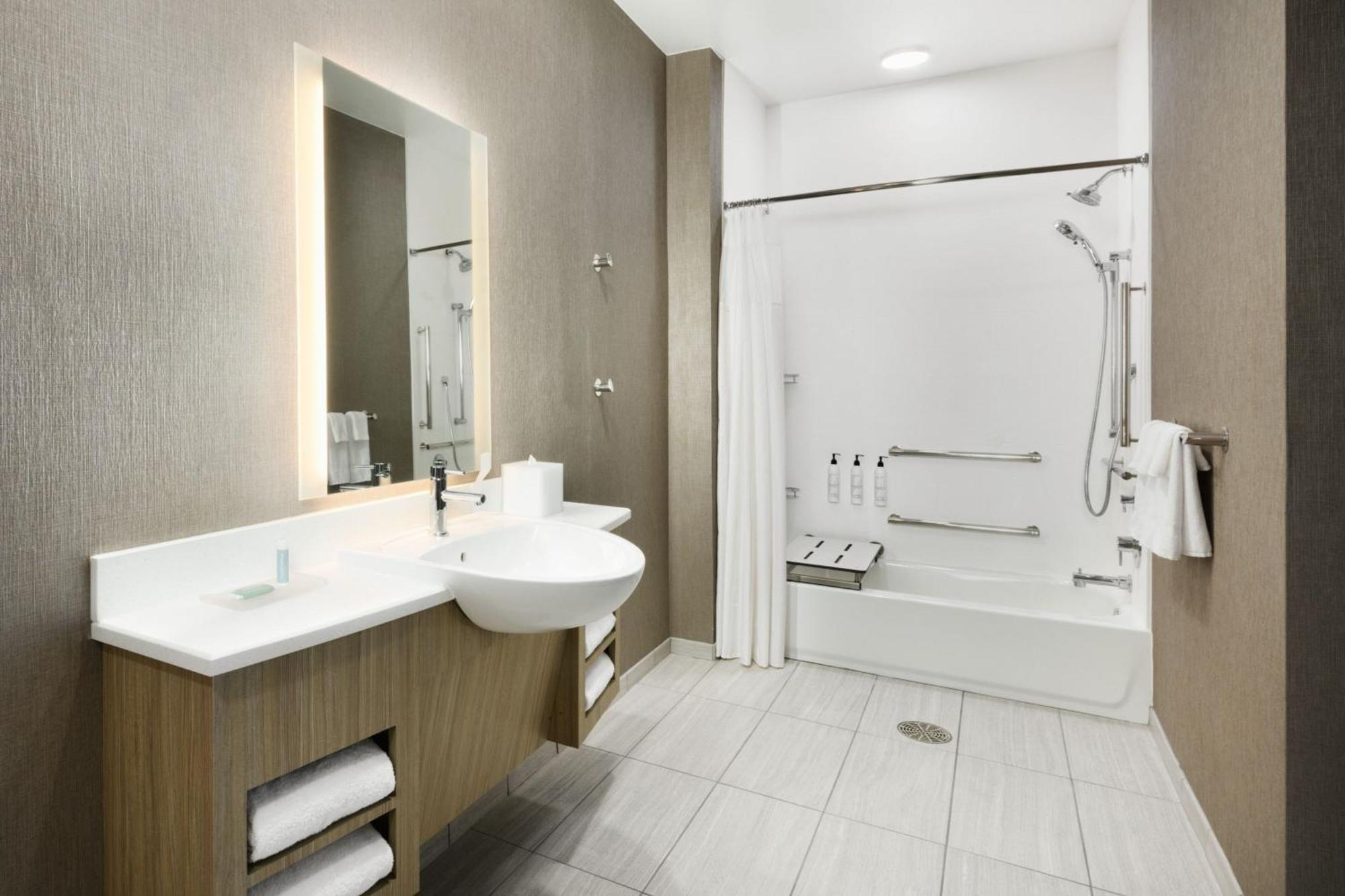 Springhill Suites By Marriott Dothan Exterior photo